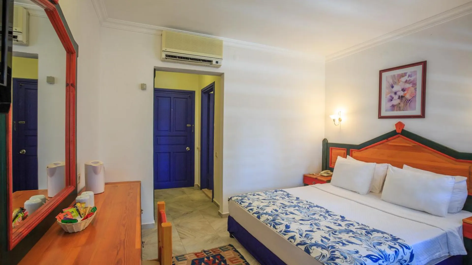 Oeluedeniz Beach Resort By Z Hotels 4*, Ölüdeniz Turcja