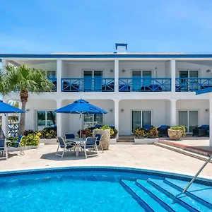  Hotel Augusta Bay Bahamy